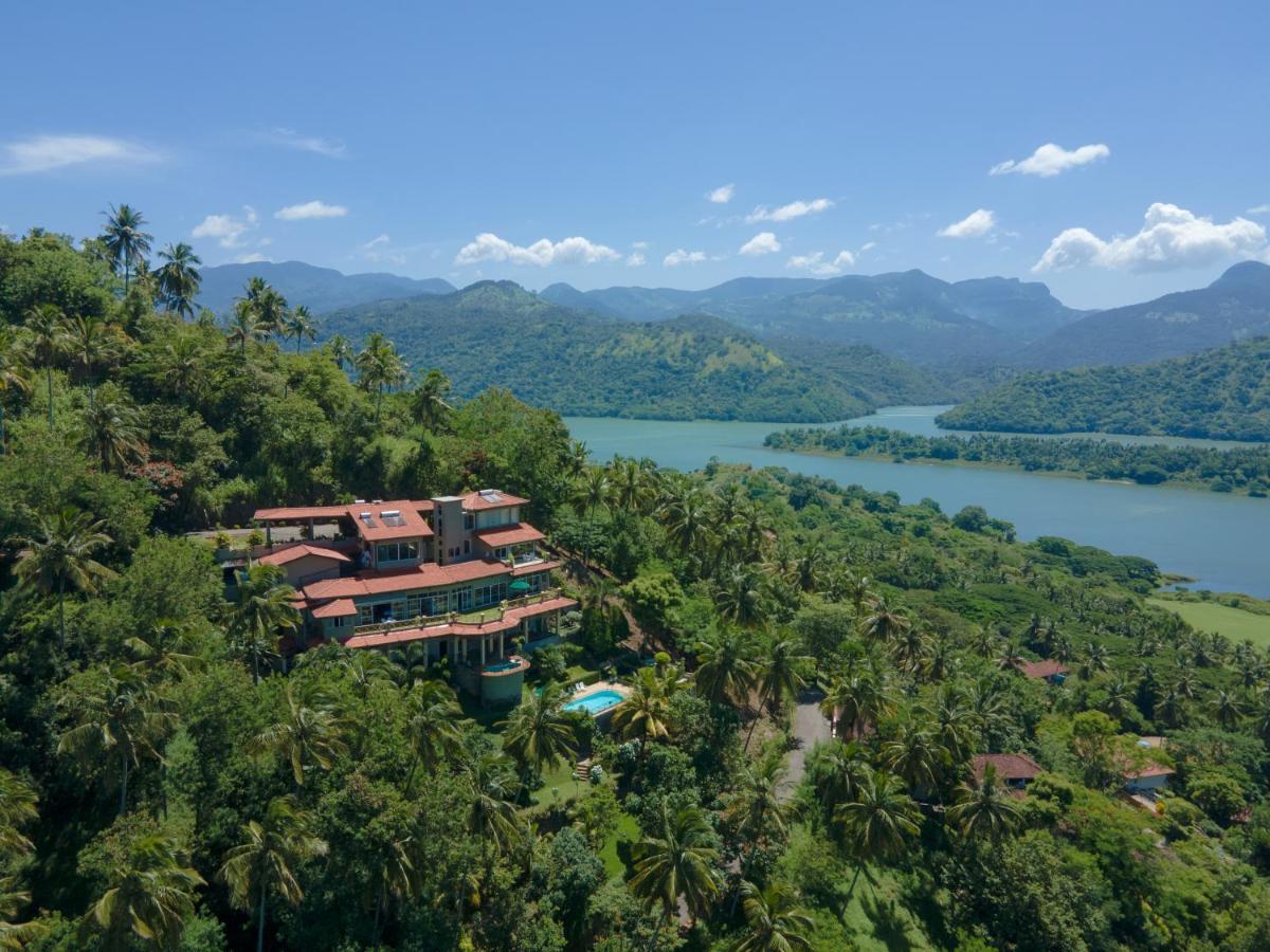 The Albatross, Kandy Digana Dış mekan fotoğraf