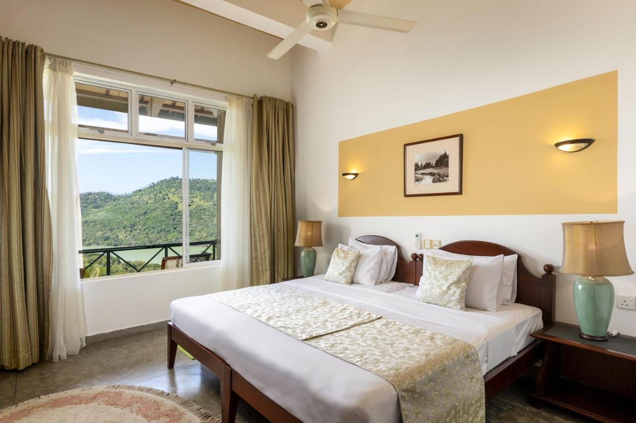 The Albatross, Kandy Digana Dış mekan fotoğraf