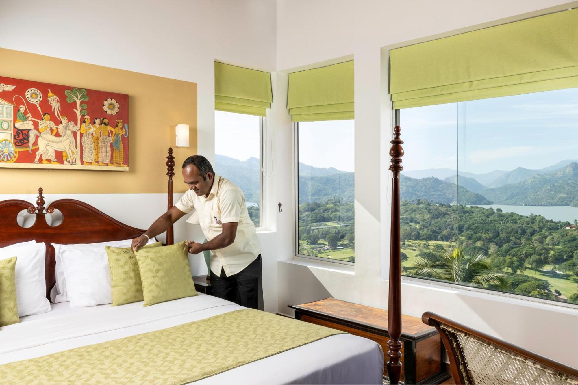 The Albatross, Kandy Digana Dış mekan fotoğraf